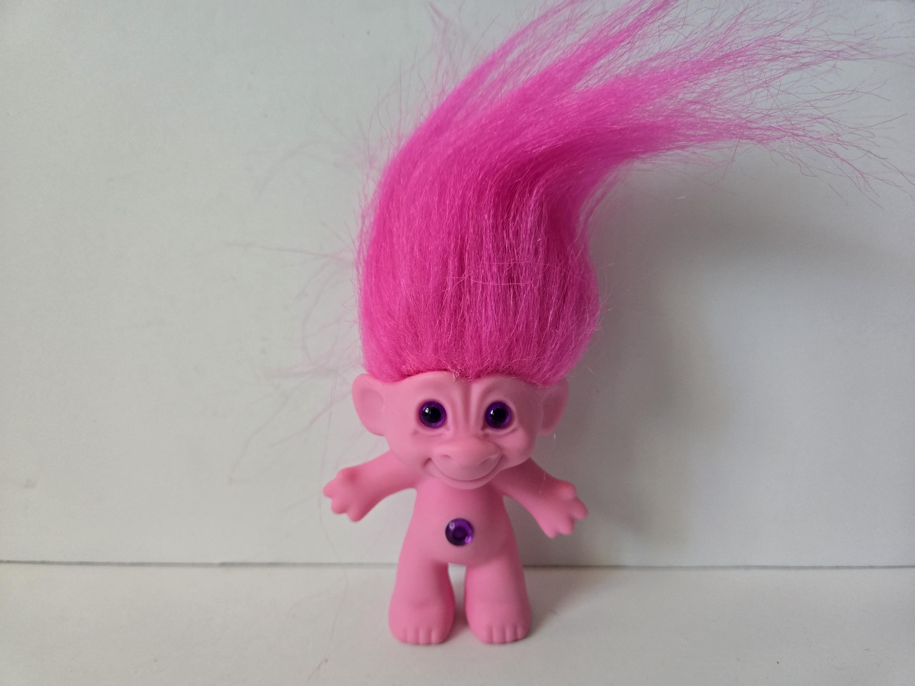 Pink treasure troll shop