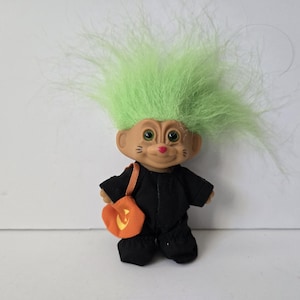 Vintage Russ Troll Doll Halloween Kitty Cat Costume, Green Hair Trolls 3&quot;