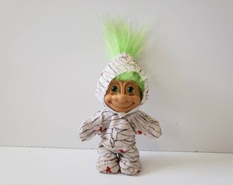 Vintage Russ Troll Doll, Halloween Mummy, Zombie, Green Hair, 5" Trolls