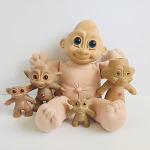ヴィンテージのラス社製トロール人形3体セット、3インチのトロール人形