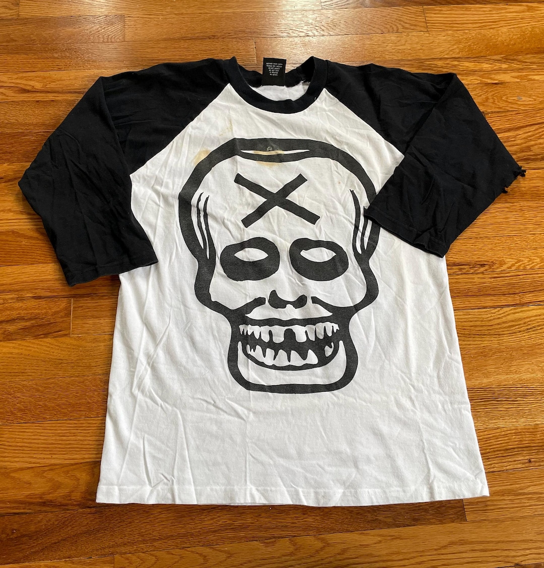 1996 White Zombie 666 Raglan Baseball T-shirt Retro Band Tee Old School 90s Rob Distressed Worn to Perfection Mtv Beavis and Butthead Htf L - Etsy 1996 White Zombie 666 Raglan Baseball T-shirt Retro Band Tee Old School 90s Rob Distressed Worn to Perfection Mtv Beavis and Butthead Htf L - Etsy