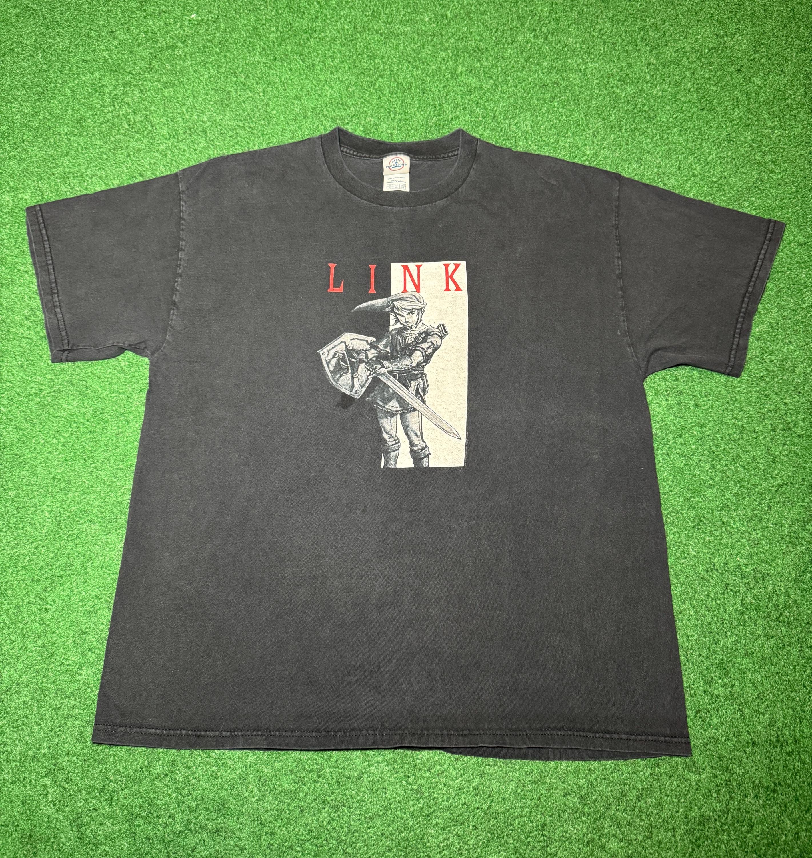 Vintage 90s the Legend of Zelda Link T-shirt, Video Game, Nintendo