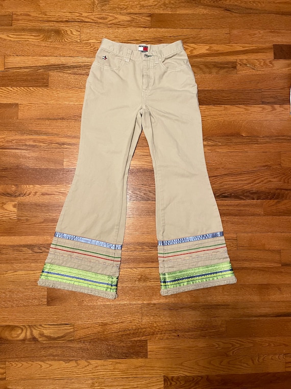 crazy Y2K/late 90s Tommy Jeans flared pants tan de