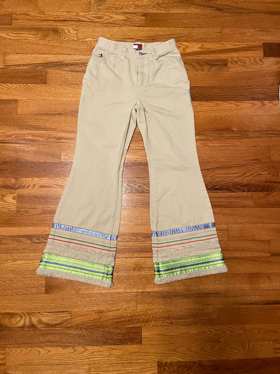 crazy Y2K/late 90s Tommy Jeans flared pants tan de