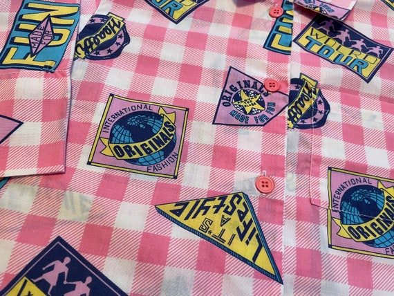 total 80s insanity unique button up Color Code “World… - Gem