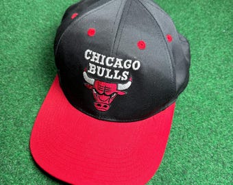 90年代 CHICAGO BULLS スナップバック/ブルズ スペルアウト/ビンテージ 