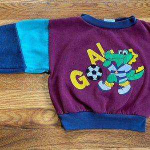 90s soccer alligator crocodile vintage kids sweatshirt crewneck cute youth 5-6 medium joggles World Cup baby shower gift present fifa fun