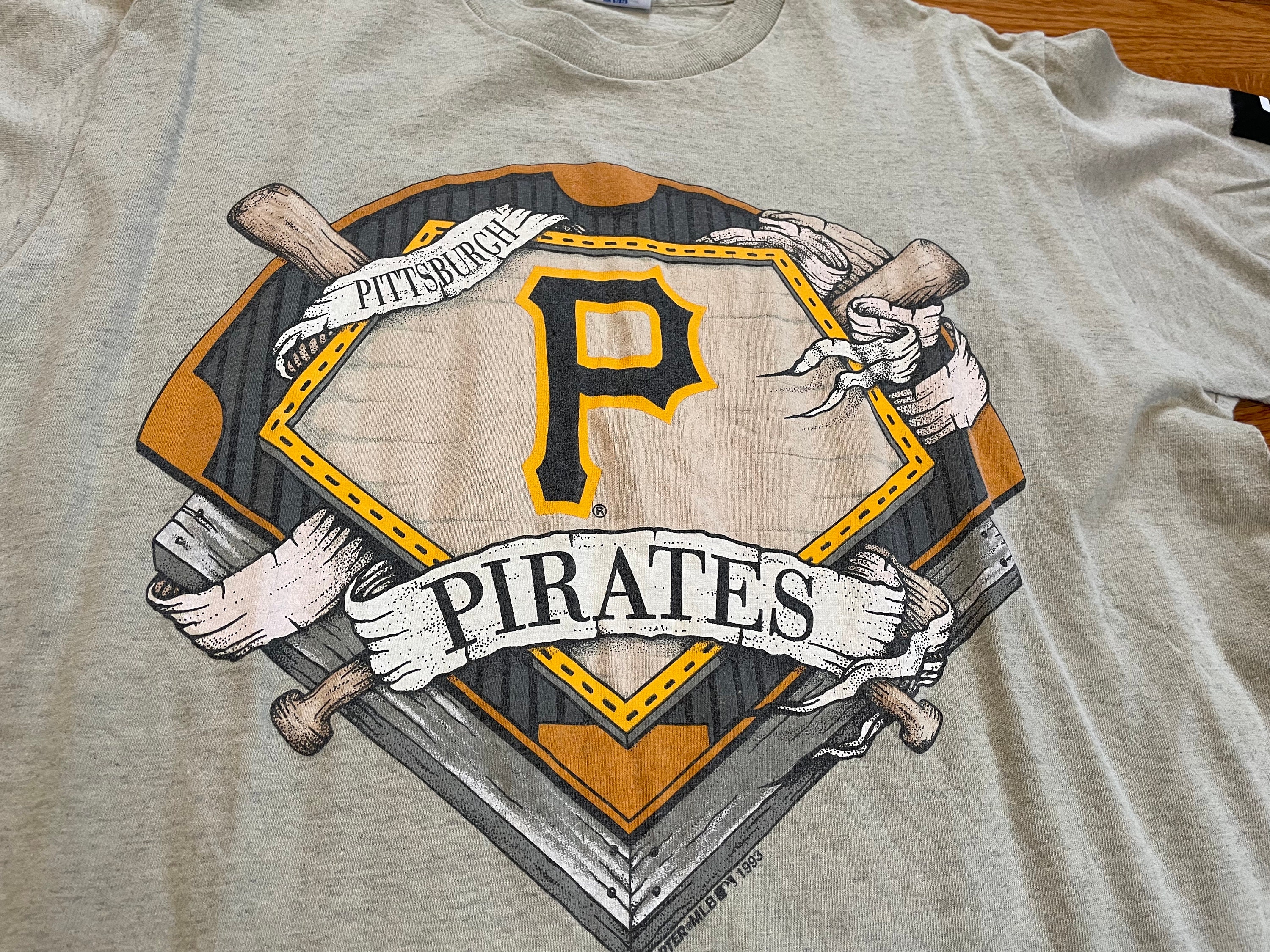 pittsburgh pirates vintage t shirt