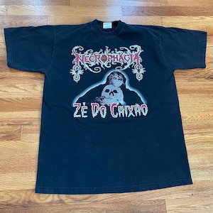 Camiseta vintage Necrophagia: Turnê Necrotorture de Ze Do Caixao, tamanho XL