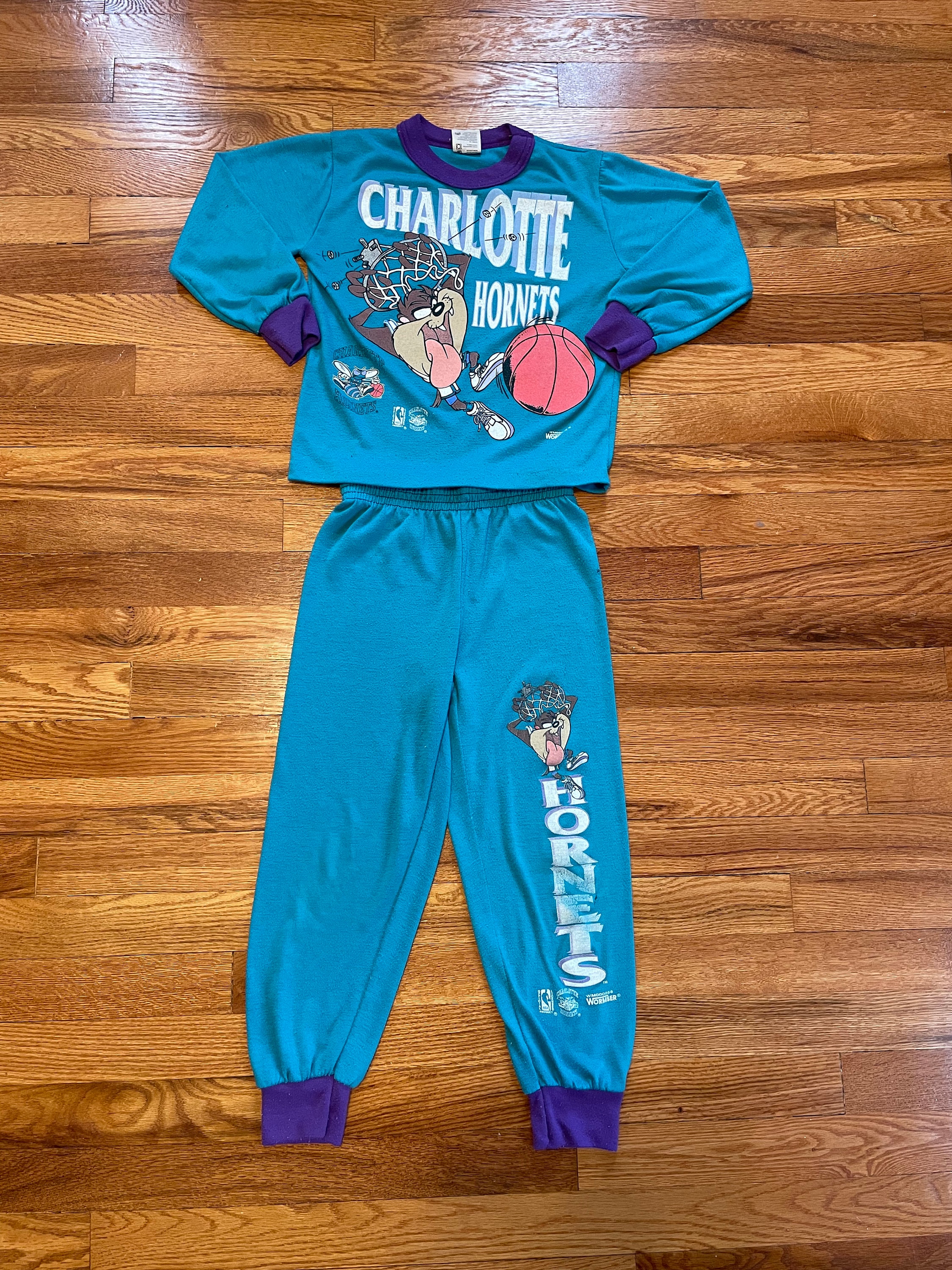 90s Charlotte hornets warm up pants, Men's Fashion, Activewear on Carousell