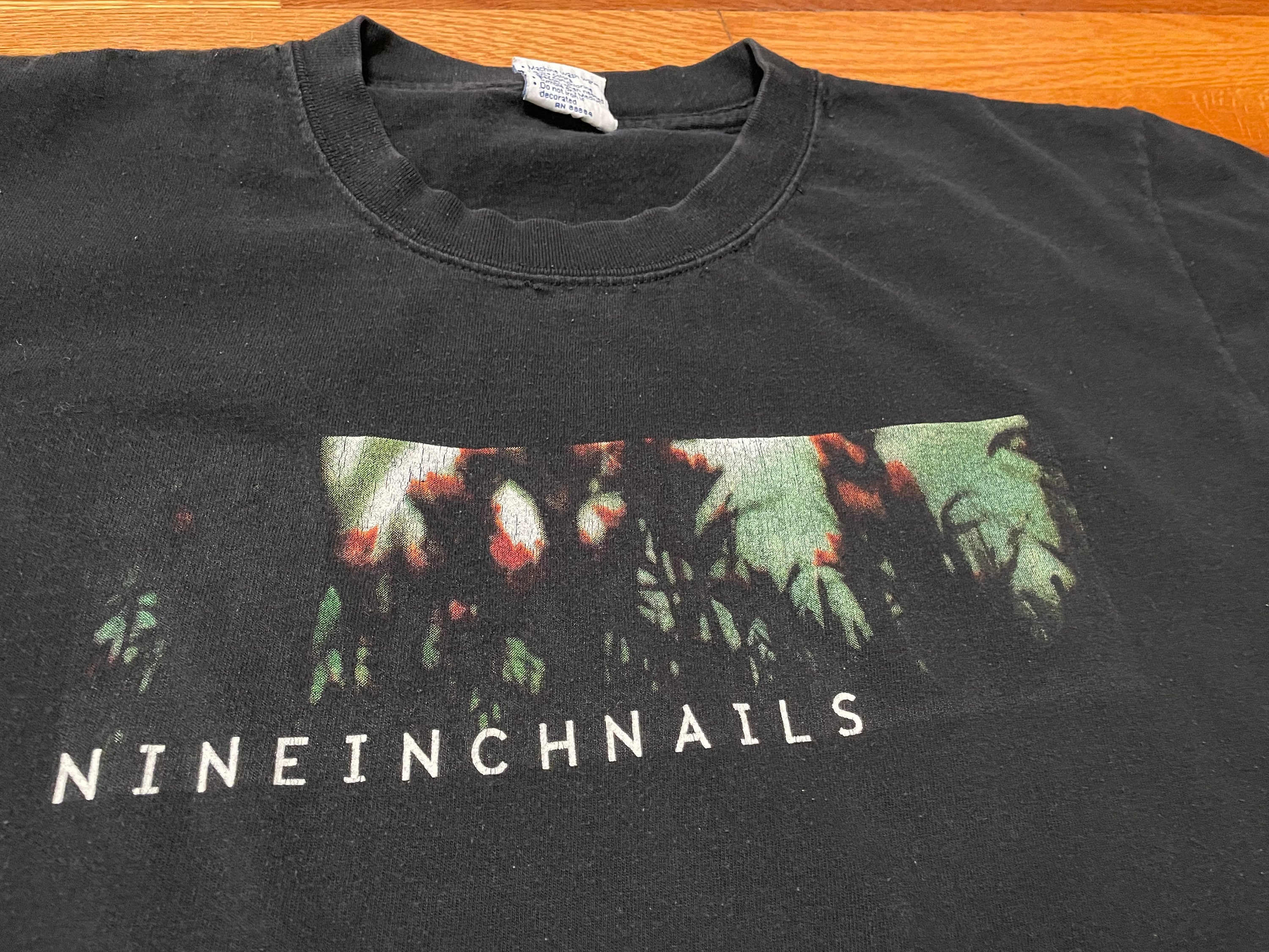 90s Nine Inch Nails Vintage T-shirt the Fragile Black Large 90s Nine Inch Nails Vintage T-shirt the Fragile Black Large