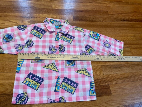 total 80s insanity unique button up Color Code “World… - Gem