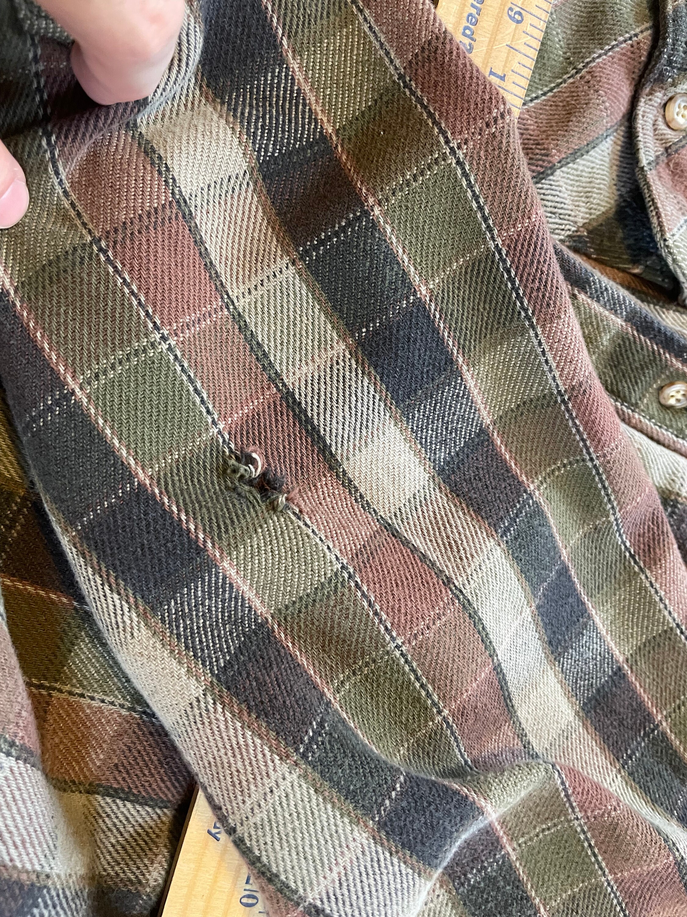 80s/90s Carhartt Distressed Flannel Button up Rugged Outdoor 80s/90s Carhartt Distressed Flannel Button up Rugged Outdoor