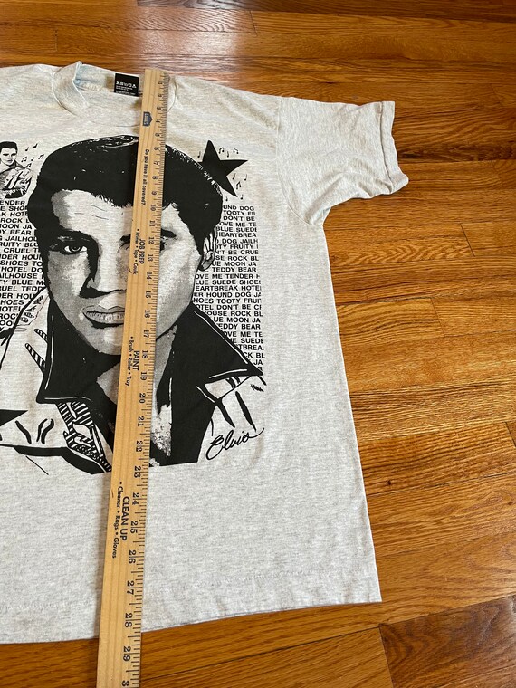 80s/90s Elvis the King Classic Vintage T-shirt Singer Legend 