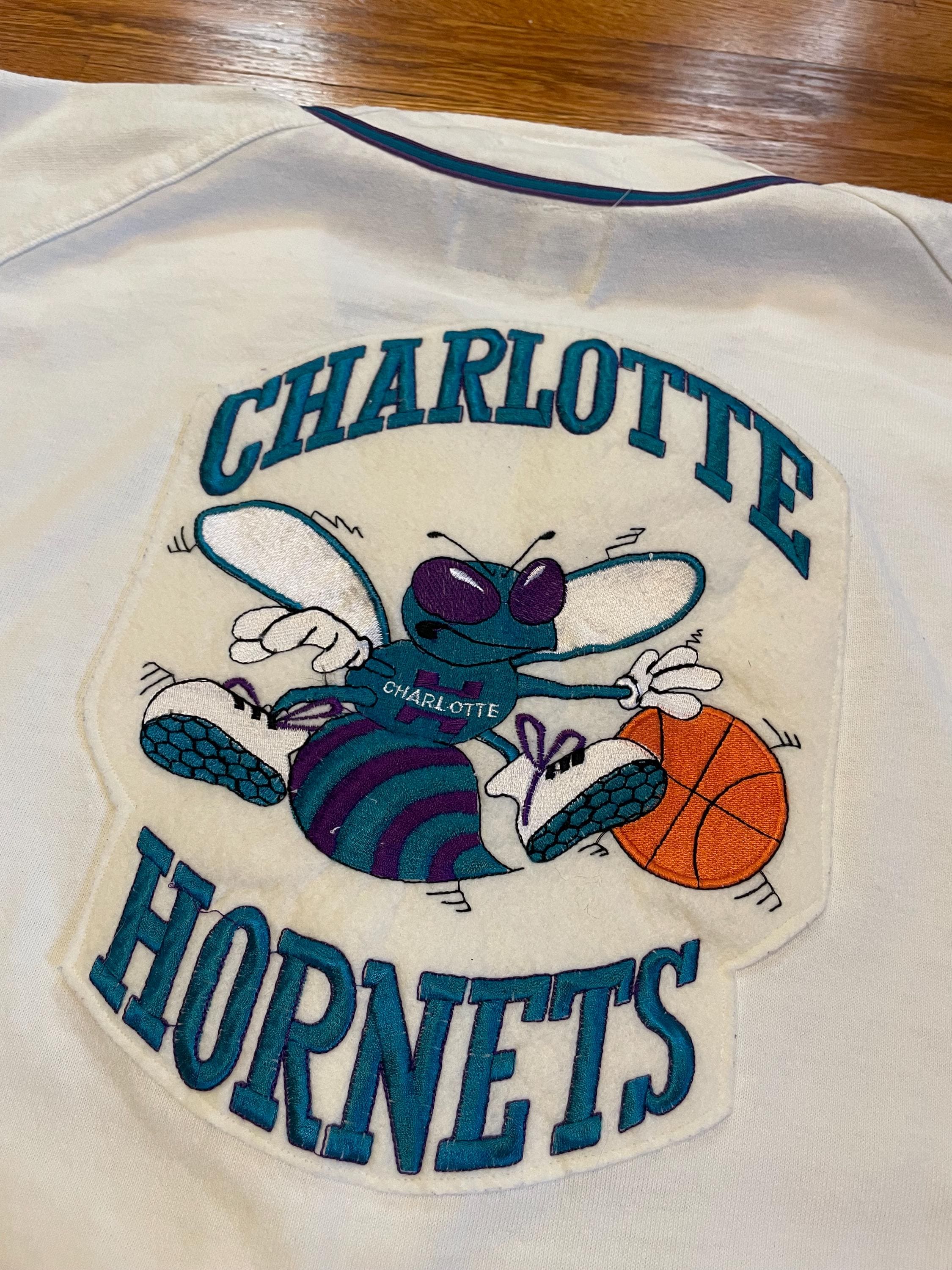 STARTER 90s Charlotte NBA HORNETS ホーネッツ Vintage 90s Starter NBA Charlotte Hornets Script Basketball