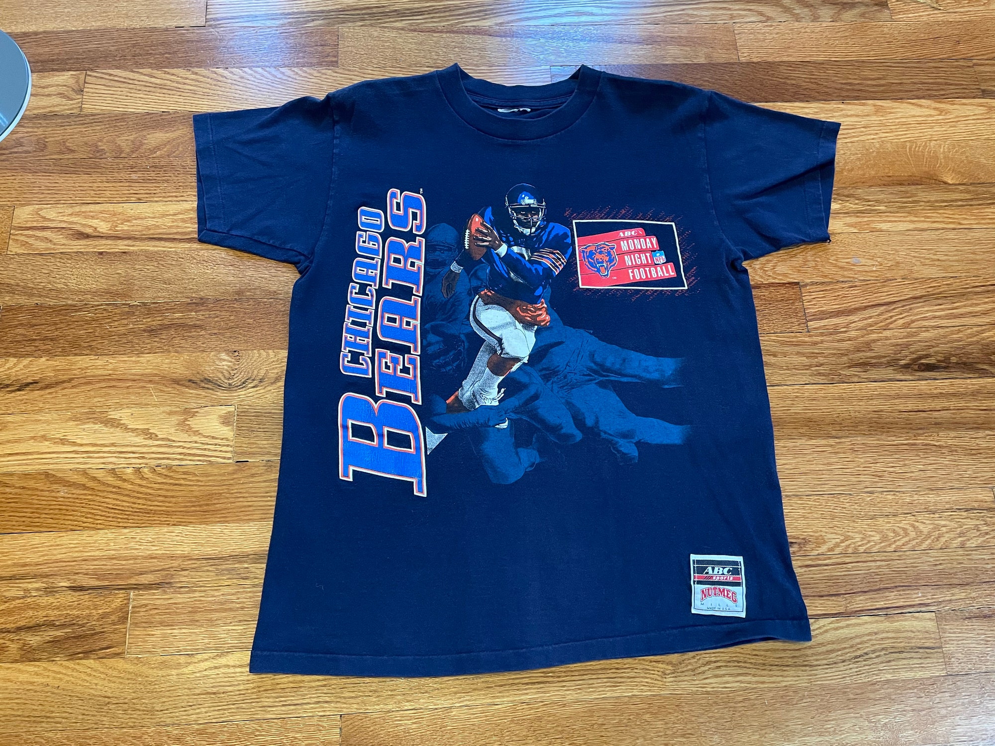 Discover 90s Chicago Bears ABC Sports Monday Night Football vintage t-shirt