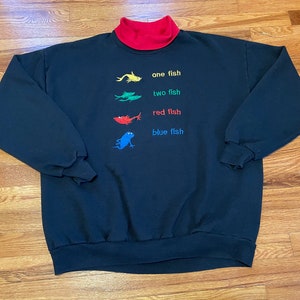HOLY GRAIL 90er Jahre Dr Seuss Vintage Crewneck Sweatshirt ein Fisch zwei Fische roter Fisch blauer Fisch XXL 2XL Rollkragenbuch