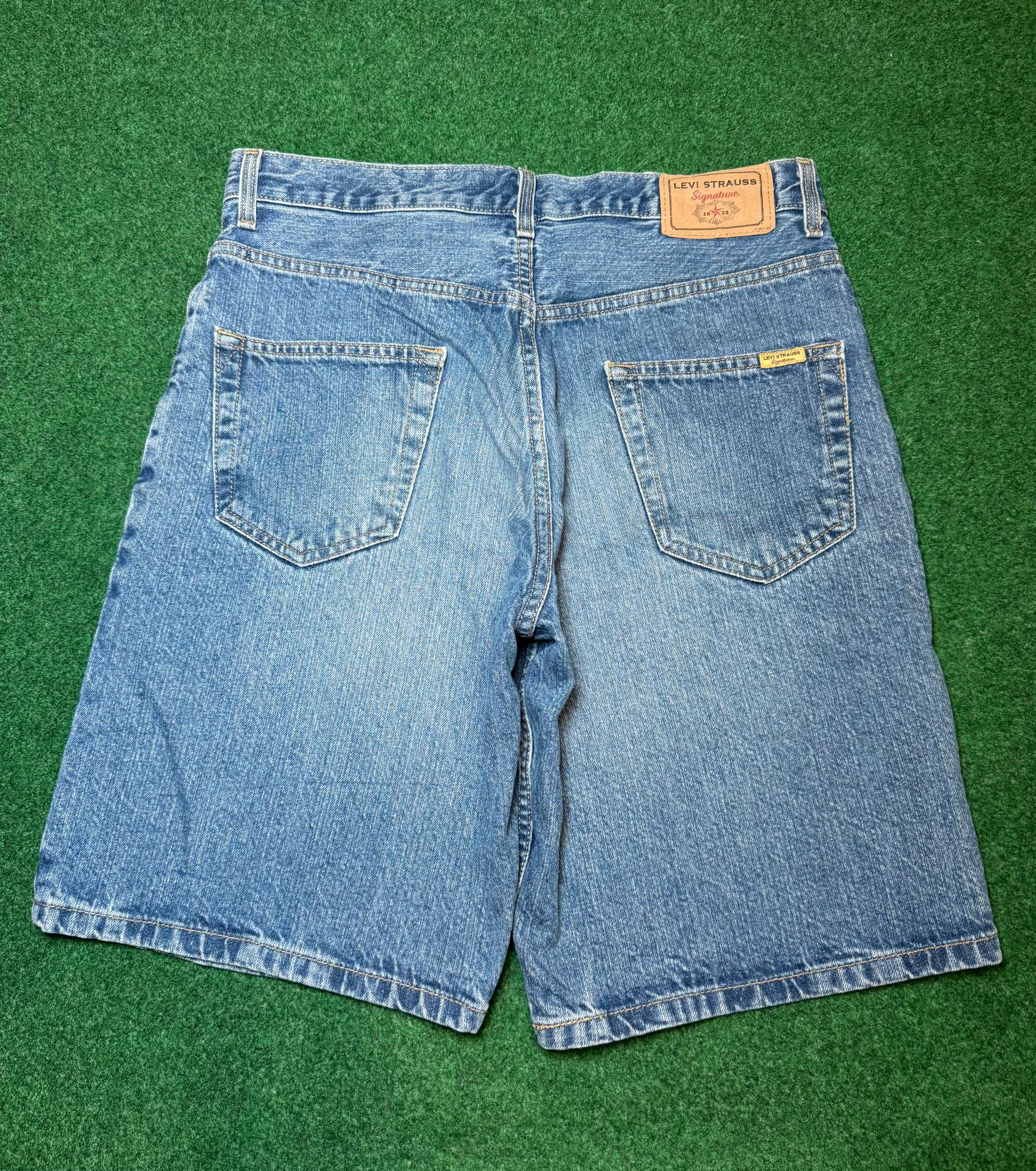 90s Vintage Levi’s Silvertab Baggy Short s-l1200.jpg