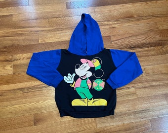 fantastic 90s Mickey Mouse “Cold Lampin’ With Mickey” vintage sweatshirt hoodie sweater shirt urban cross colors rap hip hop tee Disney fun