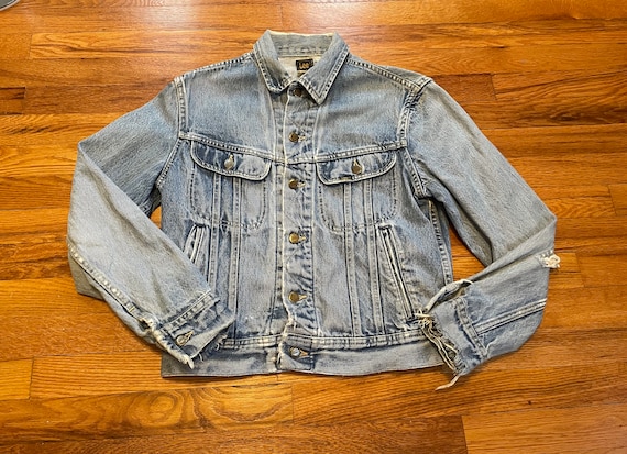 70s/80s distressed Lee denim jean jacket made in … - image 1