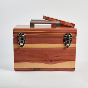 Cedar Elite Shoe Shine Box