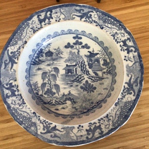 Antique masons willow pattern bowl