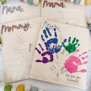 Mother&#39;s Day Sign 2026 | Handprint Bouquet Sign | Mother’s Day Gift | Handprint Sign | Gift for Mom | Handprint Bouquet | DIY Handprint Sign