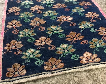 Vintage Oushak Wool Rug: Small Turkish Floral Rug