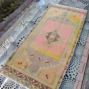 vintage woven rug pastel rug pad vintage oushak rug 90x43cm