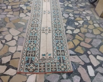 Vintage Wool Turkish Rug Runner: Oushak Patch Design (356x76cm)