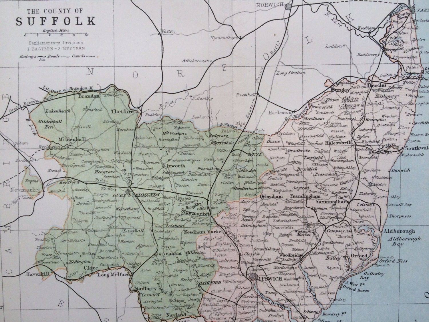 1882 SUFFOLK original antique map, english county, cartography 