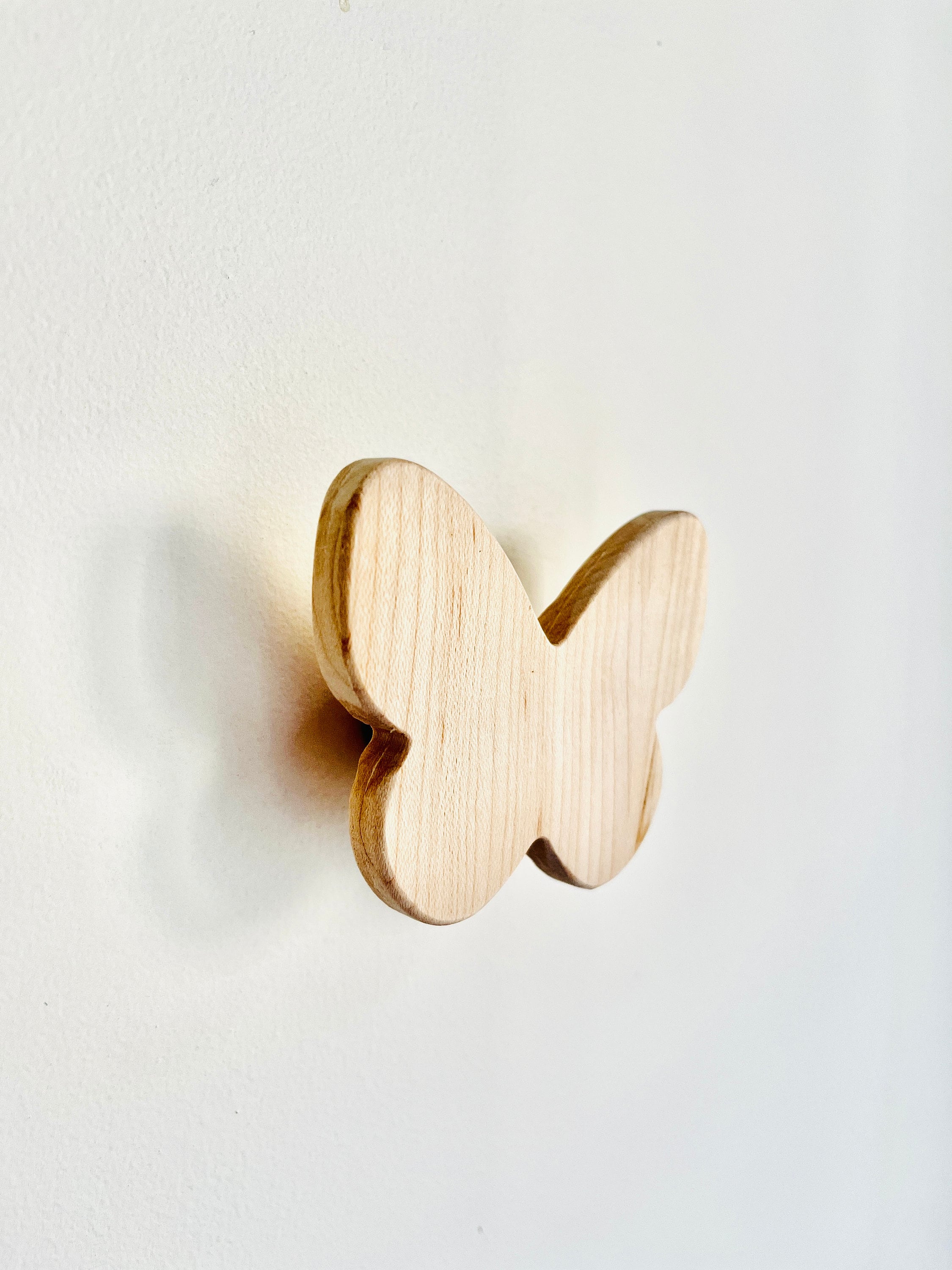 2 ganci da parete a forma di fiocco, 9x9 cm, design a farfalla dorata, ideali per appendere cappotti, cappelli, borse, asciugamani e tazze da caffè | Leroy Merlin