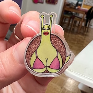 Snail Queen pin by Lady Beaver