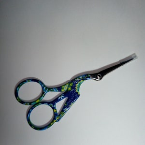 CIGUEÑA SEWING SCISSORS. 12 cm. long. High quality gold. Crafts