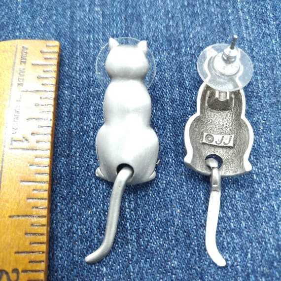 JJ signed Cat Earrings Pierced Drop Brushed Silve… - image 2