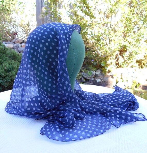 Silk Scaf With Grey Polka Dots
