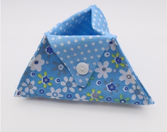 Thread Catcher/Ort Catcher Floral Blue
