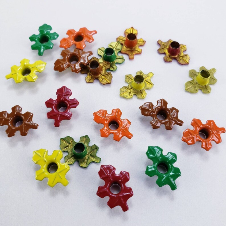 20 Oak Leaf Eyelets Autumn Leaves Fall Paper Crafting Etsy