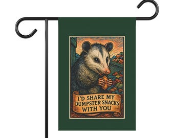 Opossum die snacks eet illustratie tuinvlag | Huisbanner, grappig dierentuindecor