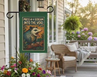 Schreeuwende Opossum Tuinvlag, Druk op 4 om in de Leegte te Schreeuwen, Eigenzinnige Tuinbanner