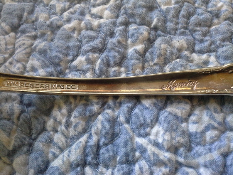 Silverplate-Memory Serving spoon 1950s-by Rogers