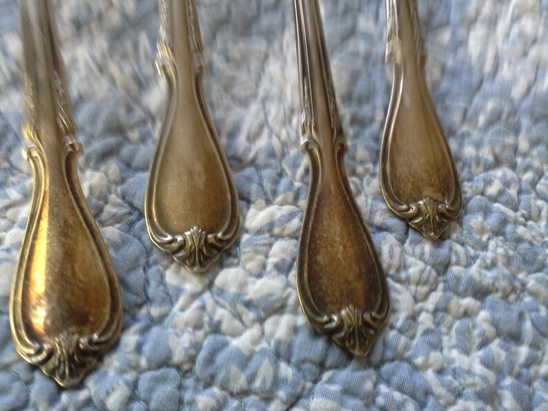 Silverplate-Memory Serving spoon 1950s-by Rogers