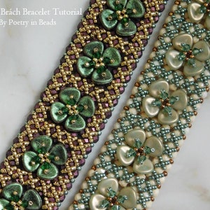 Pu&ograve; includere: Due braccialetti di perline con accenti verdi e dorati. I braccialetti presentano un motivo floreale con un motivo intrecciato. Il testo "&Eacute;ire go Br&aacute;ch Bracelet Tutorial By Poetry in Beads" &egrave; visibile nella parte superiore dell'immagine.