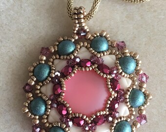 Beading Pendant Pattern, Beaded Tutorial, Christina Pendant, Lunasoft Cabochon, 2 hole Silky Bead, Swarovski, 2 hole Cabochon, Beadweaving