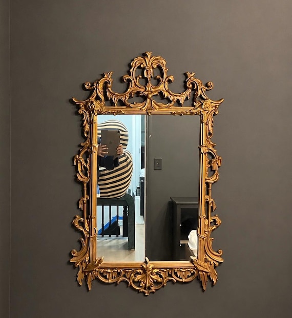 Vintage Ornate Gilt Rococo Chinese Chippendale Style Wall Mirror