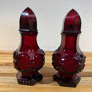Vintage Avon 1876 Cape Cod ruby red glass salt and pepper shakers