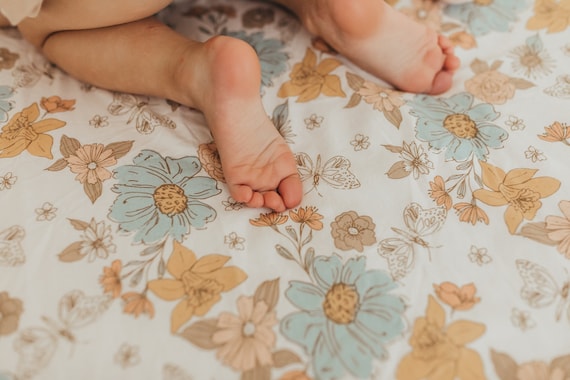 floral print crib bedding