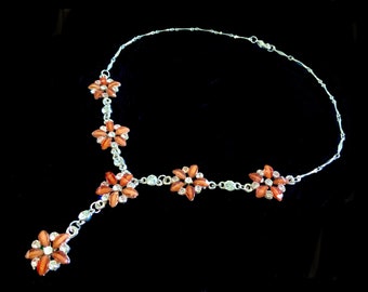 Vintage Thermoset Orange Daisy Flower Lavalier Silver Necklace