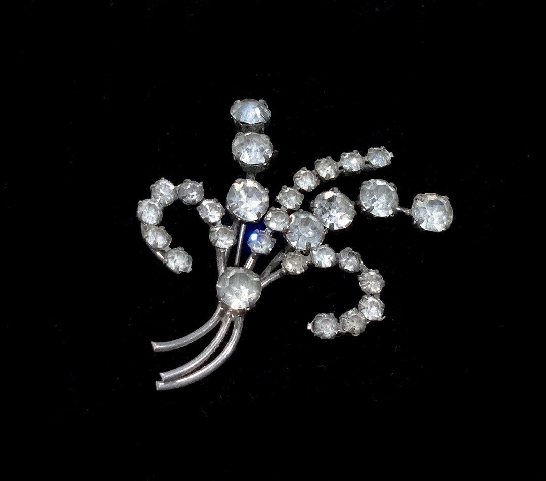 Ceil Chapman Grande broche vintage en or + perles + strass des années Ceil Chapman Grande broche vintage en or + perles + strass des années