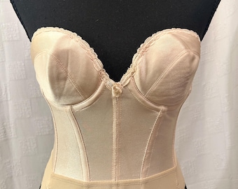 Corset vintage sans bretelles de marque Carnival